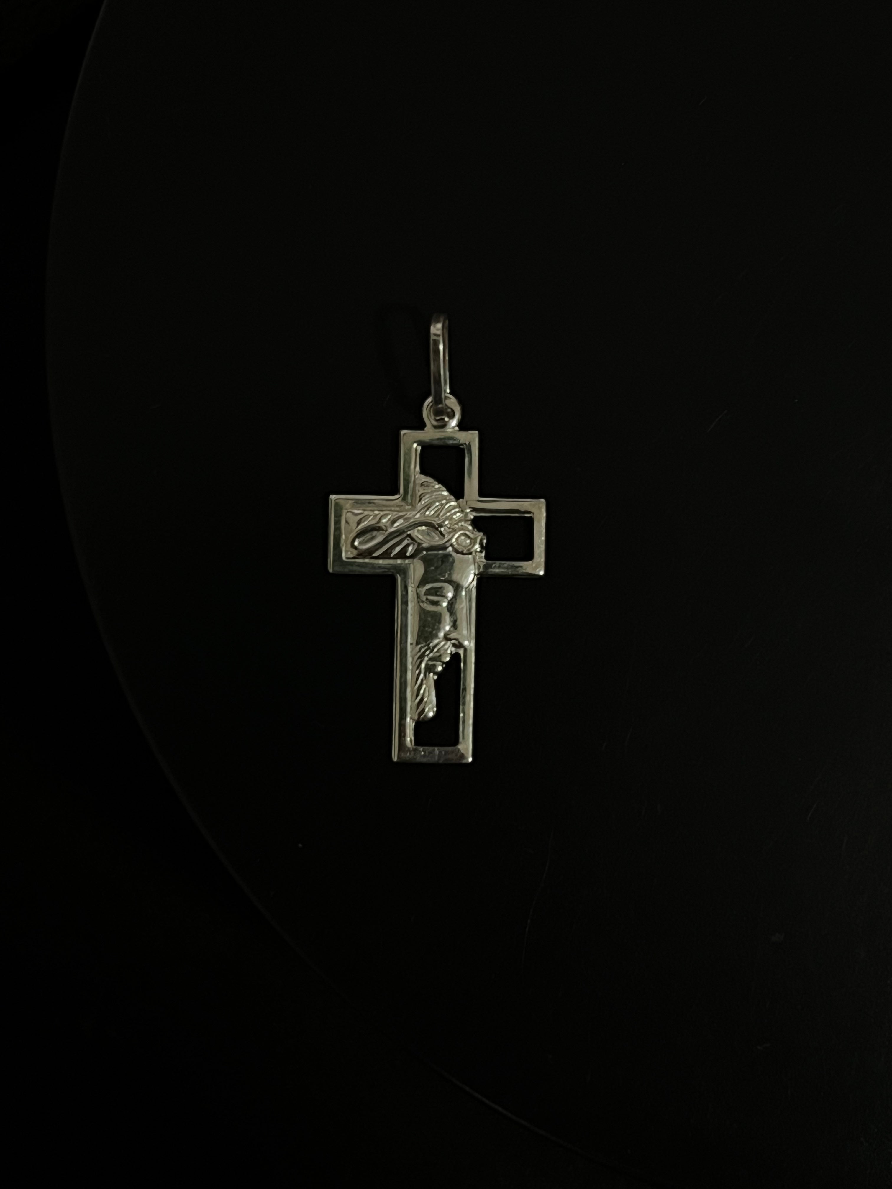 Pingente Crucifixo Face de Cristo Médio