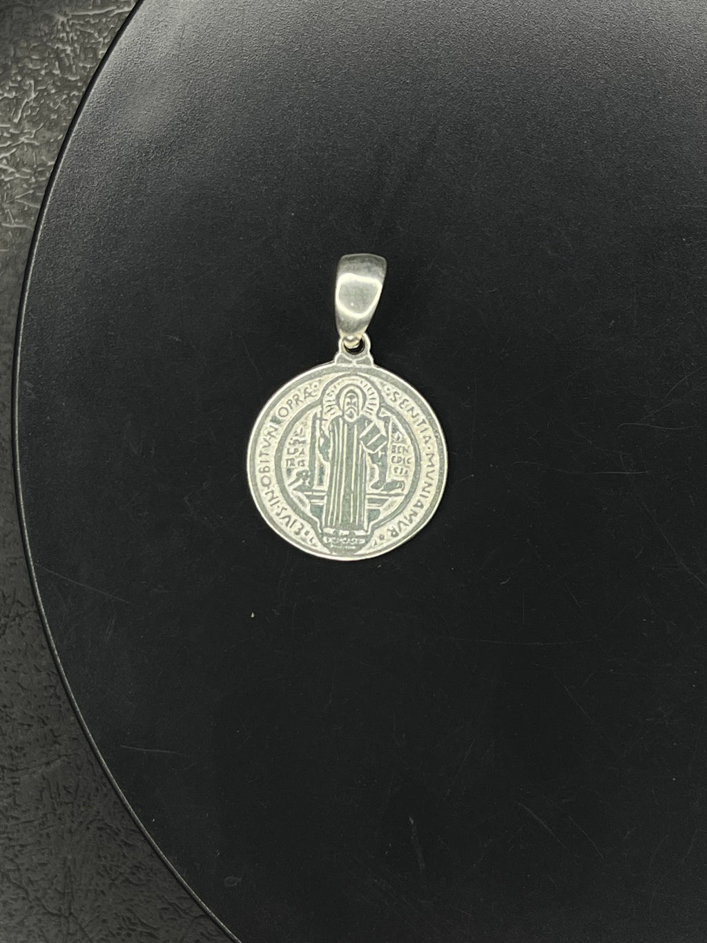 Pingente São Bento Dupla Face em Prata 925 – Tamanho Médio